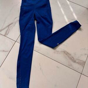Lululemon electric blue leggings - size 0